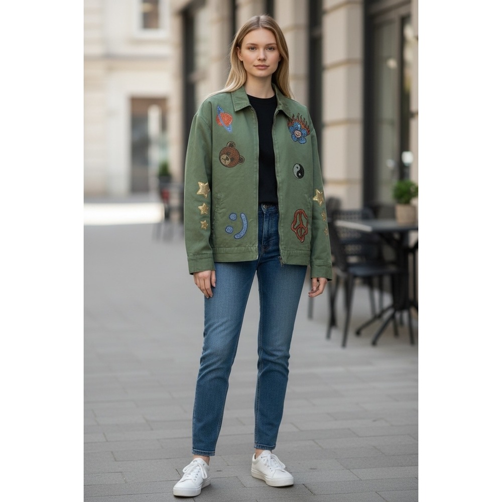 Forever 21 Olive Green Embellished Cartoon Patch Denim,‎ Y2K, Music, med